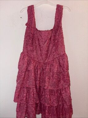 ARULA Rose Pink Tiered Lace Sleeveless Dress